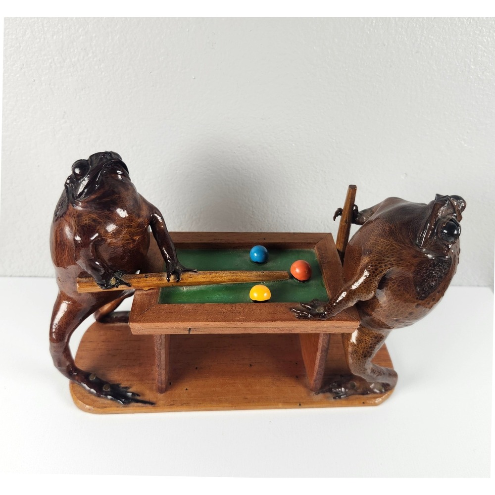 Vintage Folk Art Taxidermy Frogs Playing Pool Anthropomorphic